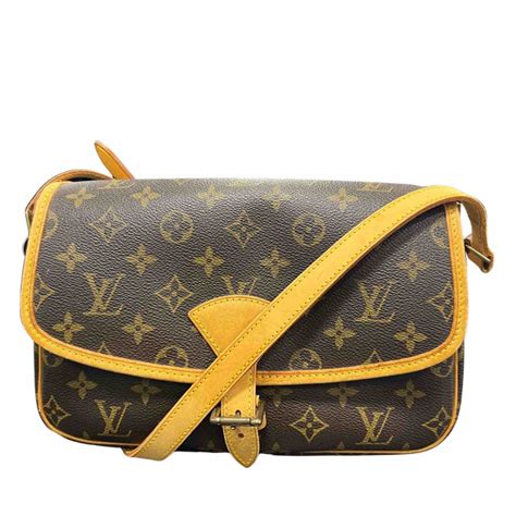 sac coussin louis vuitton occasion|louis vuitton vestiaire.